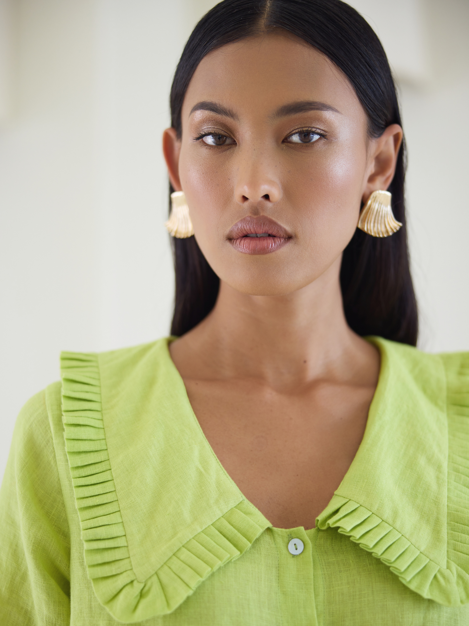 KIKI LINEN SET IN LIME – WOMEN’S LINEN SHORTS AND TOP CO-ORD